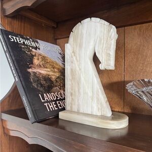 Large Carved Marble-Look Horse Head Sculpture - Cream Tones